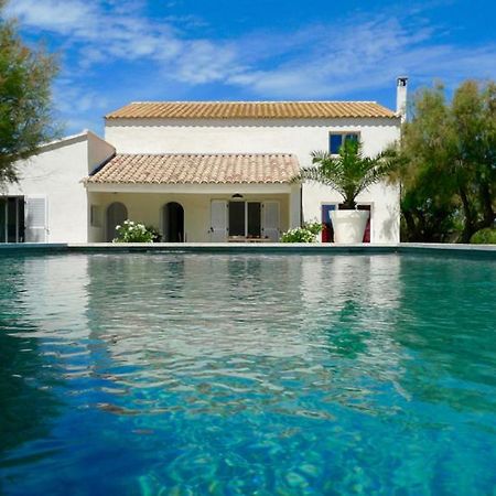 Mas Des Cabidoules Bed & Breakfast Saintes-Maries-de-la-Mer Luaran gambar